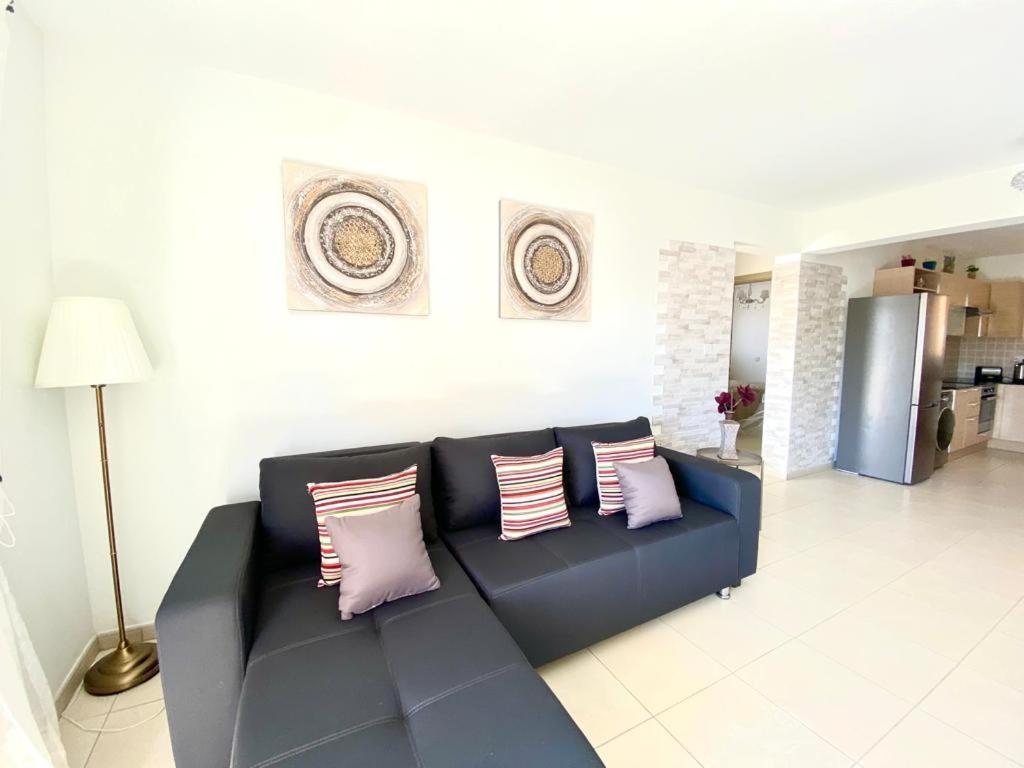 Nissi 3 View Holiday 2 Bedroom Apartment Ajía Nápa Kültér fotó